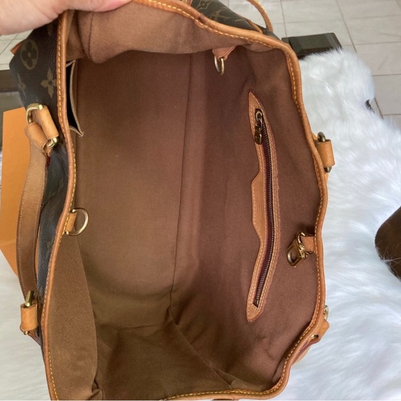 Louis Vuitton Batignolles 🔆 - Picture 7 of 11